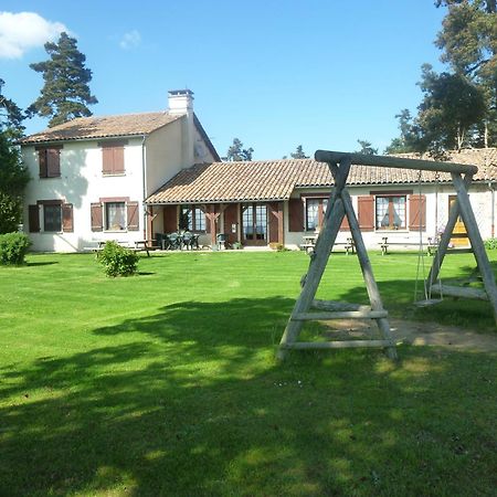 Auberge Les Volpilieres Ruynes-en-Margeride Eksteriør billede