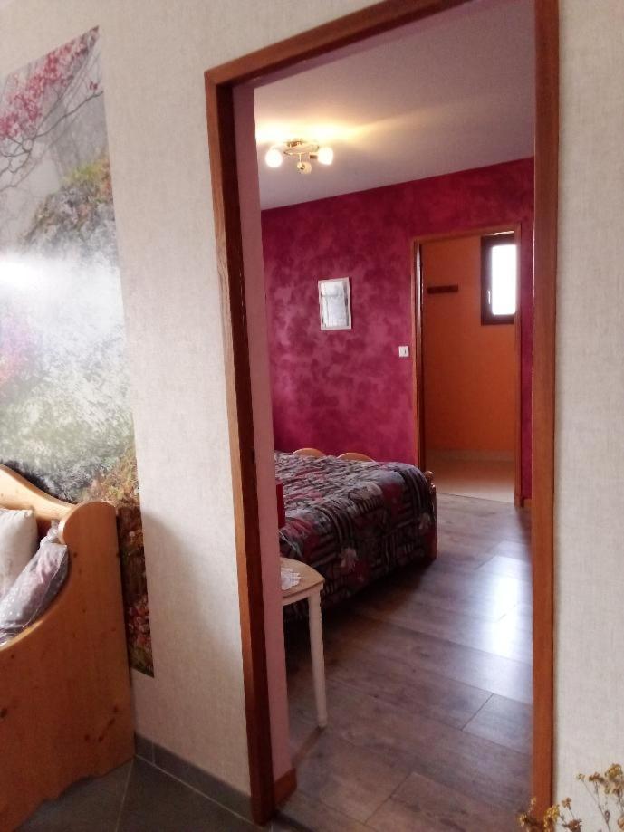 Auberge Les Volpilieres Ruynes-en-Margeride Eksteriør billede