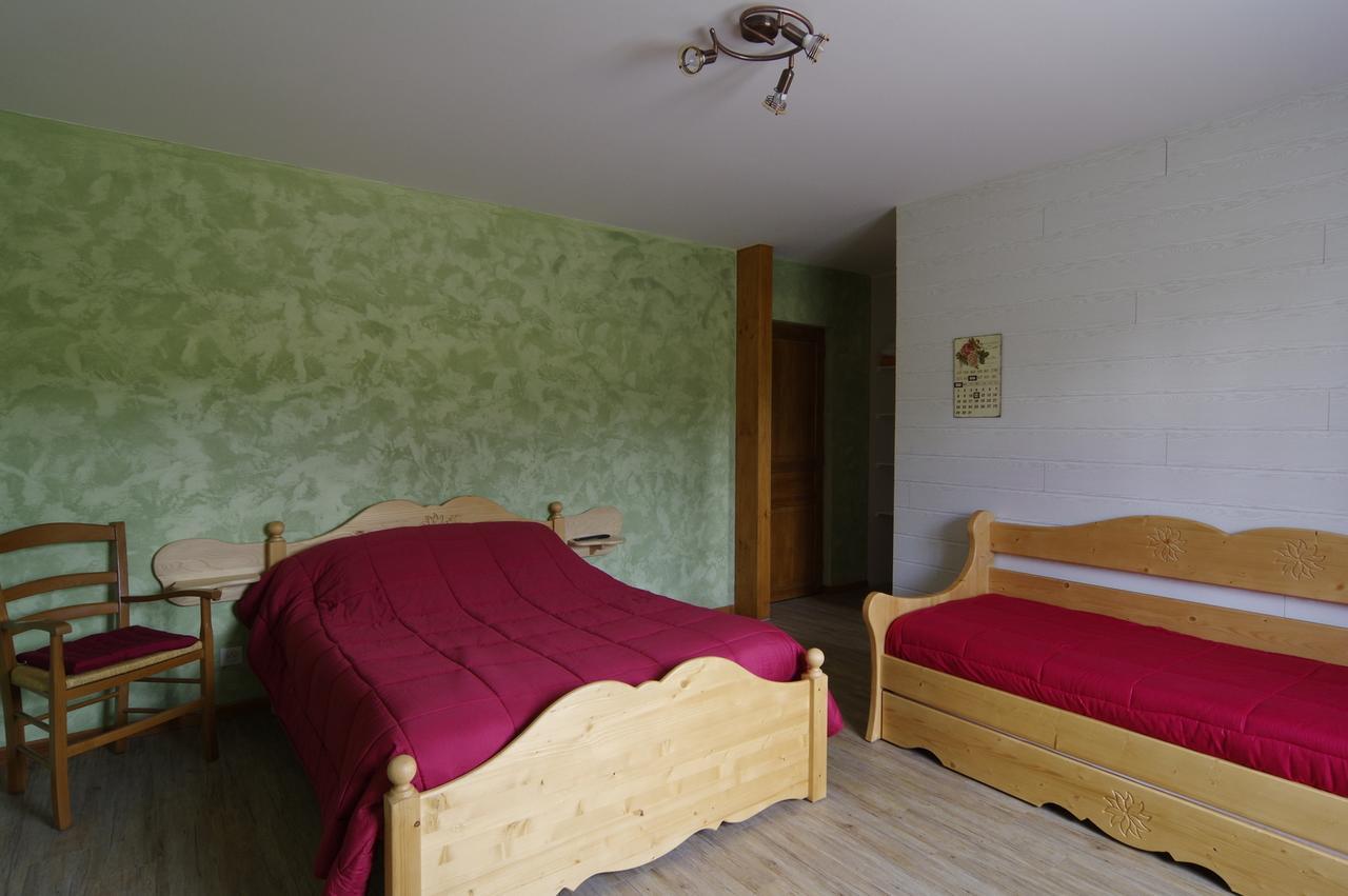 Auberge Les Volpilieres Ruynes-en-Margeride Eksteriør billede